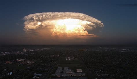 Awesome supercell storm over Lubbock - Strange Sounds