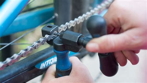 How to Repair a Broken Bike Chain | Liv Cycling Official site