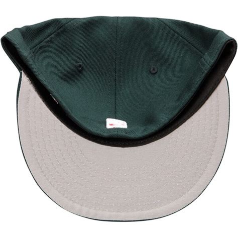 Milwaukee Bucks New Era Current Logo 59FIFTY Fitted Hat - Hunter Green ...