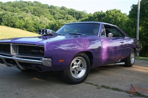 1969 Dodge Charger Plum Crazy 600 hp