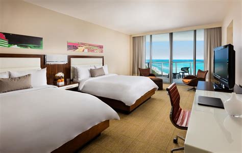 Eden Roc Miami Beach, Miami Beach (FL) | FROM $234 - SAVE ON AGODA!