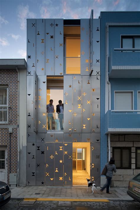 35 Cool Building Facades Featuring Unconventional Design Strategies