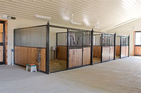 Horse Stalls | Free Standing Horse Stall Kits