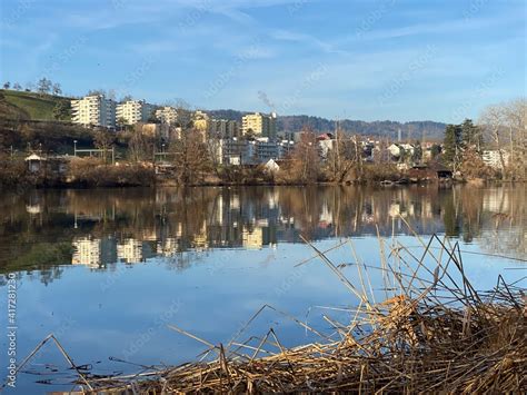 Lake Au (Ausee) on the Au Peninsula in Lake Zurich (Zürichsee oder ...