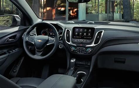 2019 Chevrolet Equinox Interior Features, Dimensions | Libertyville ...