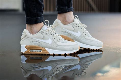 Nike Air Max 90 Women's (Oatmeal/Gum) - Sneaker Freaker