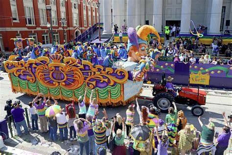 Mardi Gras in New Orleans 2023, parade dates and times