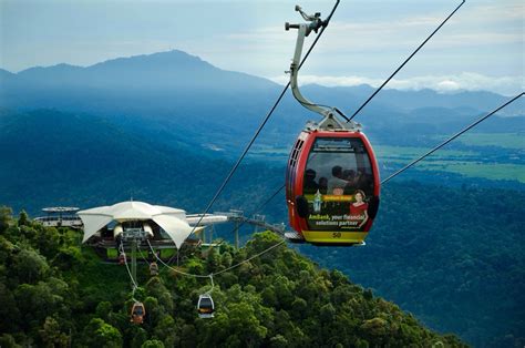 Cerita Kak Z: KEINDAHAN PULAU LANGKAWI DARI CABLE CAR LANGKAWI