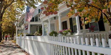 Woodstock Vermont hotels - Woodstock Vermont inns - Woodstock Inn ...