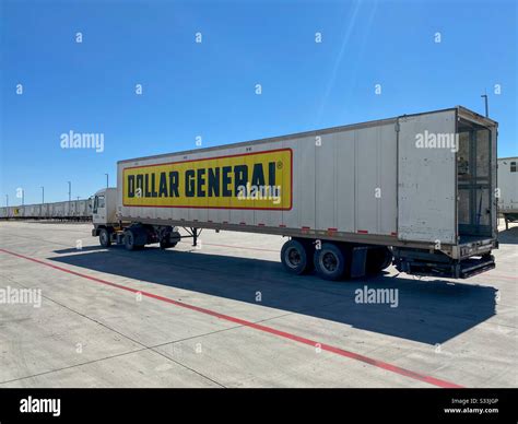 Dollar General truck And semi trailer Stock Photo - Alamy