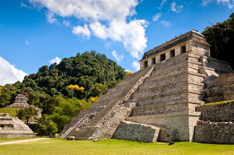 Historical Places in Mexico - Mexico travel guide - Go Guides