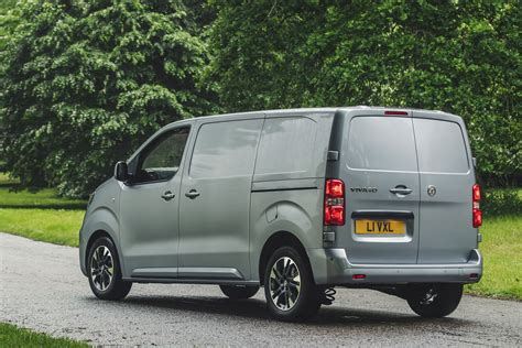 Vauxhall Vivaro van review (2023)