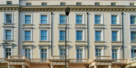 Station Hotels: Holiday Inn Express London - Victoria