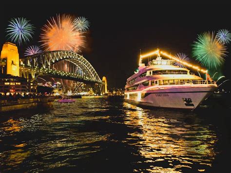 Sydney New Years Eve Dinner and Fireworks Cruise onboard Sydney 2000 ...