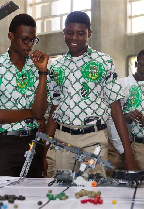 PHOTOS - 20 SHS With The Most Beautiful School Uniform In Ghana