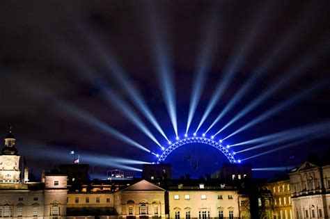 London’s New Year’s Eve fireworks back in full as world celebrates ...