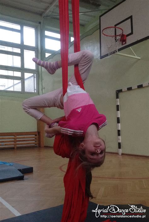 aerial silks, aerial dance studio, aerial dance, circus, cirque, kids