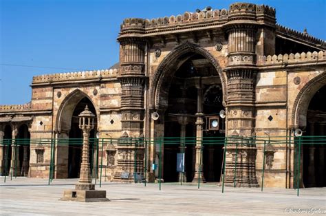 The Beautiful Jama Masjid Of Ahmedabad | Shadows Galore