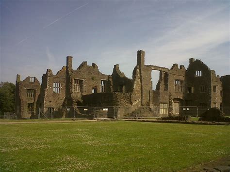 WPW043065 WALES (1933). Neath Abbey (ruins), oblique aerial view ...