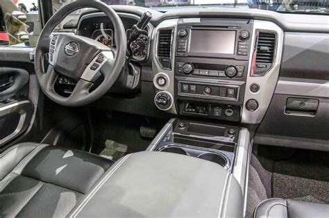 2016 Nissan Titan XD Debuts at Detroit Auto Show