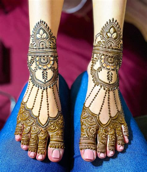 Henna Mehndi Designs For Legs