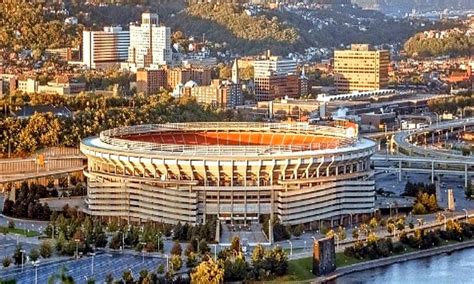 Steelers Throwback Thursdays: Three Rivers Stadium Implodes - Steel ...