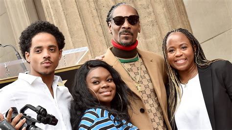 Snoop Dogg’s Daughter Cori Broadus Shuts Down Colorism Fueled Hate of ...