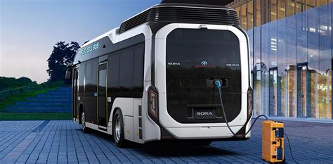 Toyota fuel cell bus ready for commercialization