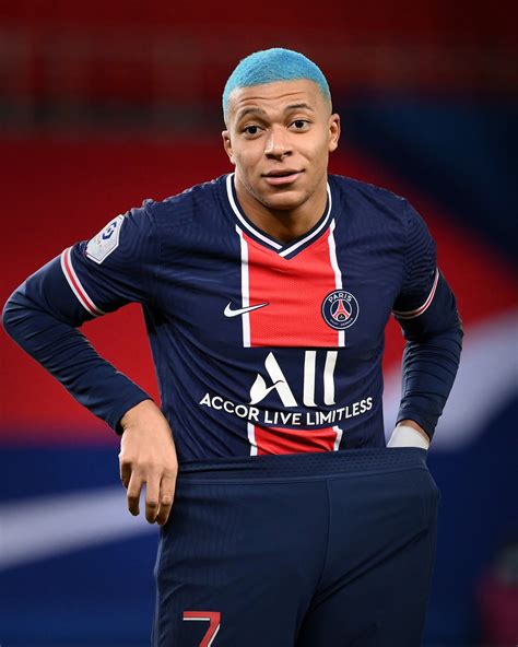 mbappe blue hair