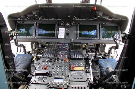 Glass Cockpit, Sikorsky MH-60R Seahawk, USN, Pilot, Photo