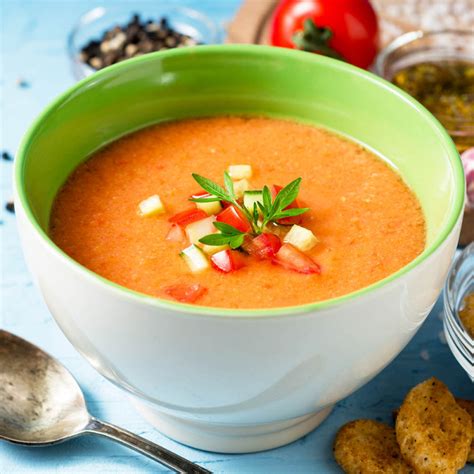 Gazpacho andaluz. Receta clásica para niños