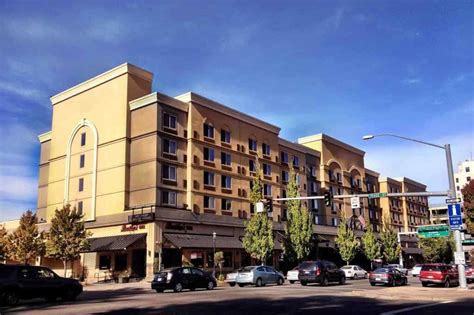 Daring Gourmet Getaways: The Grand Hotel in Salem, Oregon - The Daring ...