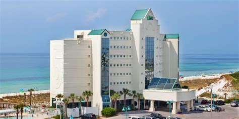 Pensacola Beach Hotel near Santa Rosa Island | Holiday Inn Express ...