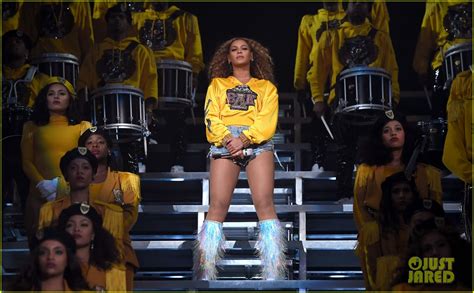 Beyonce's Coachella Performance Photos - See Her Fierce Looks!: Photo ...