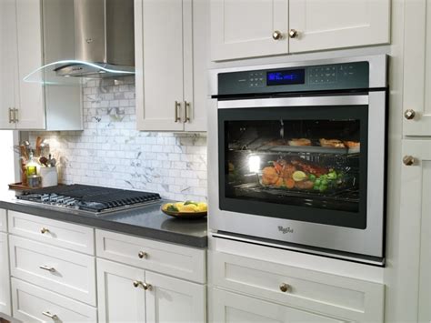 Choosing Between a Wall Oven and a Conventional Range | Macdonald's ...