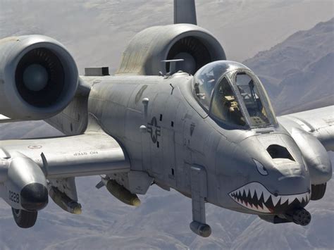 A10 jet fighter.. the most deadly aircraft for the ground attacks ...