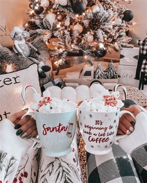 20 Aesthetic Christmas Vibes — Scrumptious Hot Drink Christmas Vibe ...