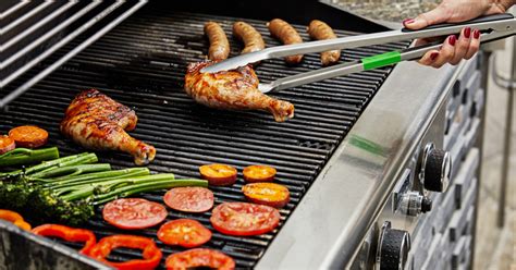 Mastering the Art of Grilling: Tips and Tricks for Perfect BBQ