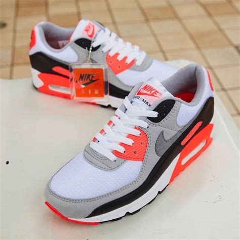 Nike Air Max 90 OG Infrared 2020 Release Date - Sneaker Bar Detroit