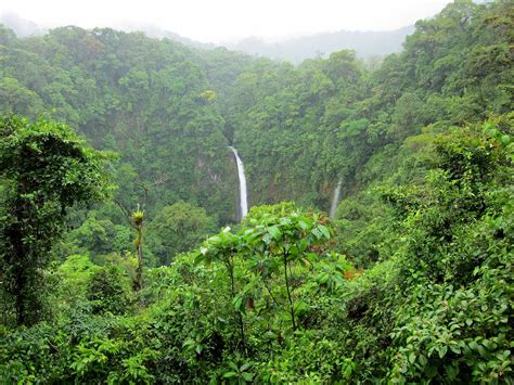 La Fortuna Waterfall and Arenal Volcano Hiking Tour from La Fortuna ...