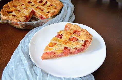 Strawberry Guava Lattice Pie | Recipe