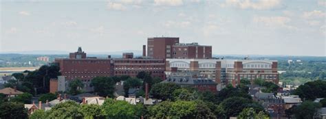 Hospital employees call on MaineHealth to take concrete steps to ...