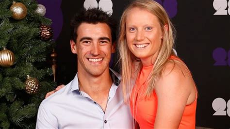 Mitchell Starc applauds wife Alyssa Healy on scoring maiden century