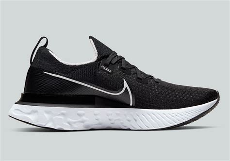 Nike Infinity React Run Black White CD4371-002 | SneakerNews.com