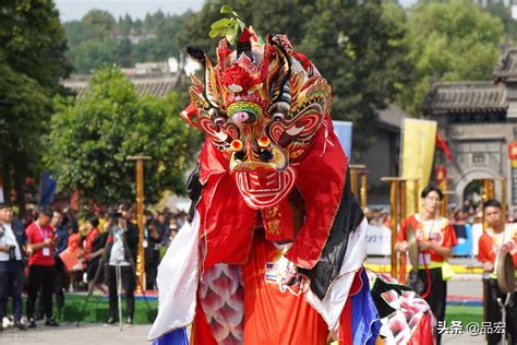 In the contact area between Chaoshan and Hakka, Chaoshan is relatively ...