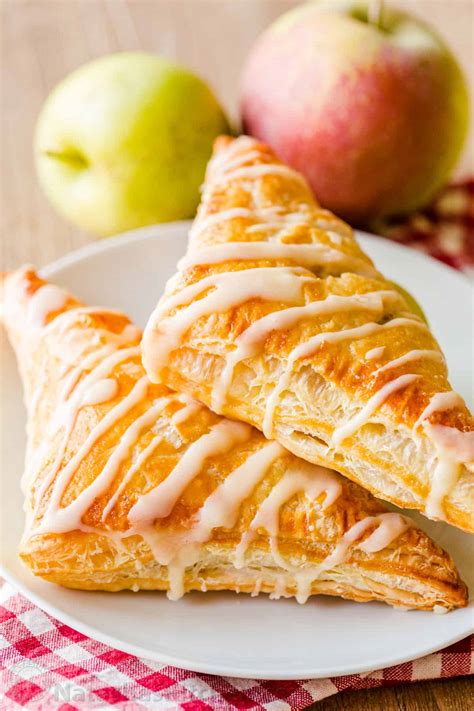 Easy Apple Turnovers (VIDEO) - NatashasKitchen.com