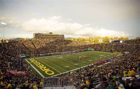 Oregon Ducks Football Tickets - StubHub