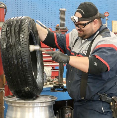 Tire Services | Rocky Ford Discount Tire