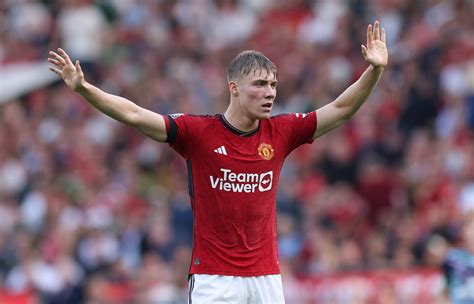 Rasmus Hojlund has taken my advice, says Manchester United star