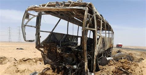 Egypt bus crash kills 10, injures 14 - ARN News Centre- Trending News ...